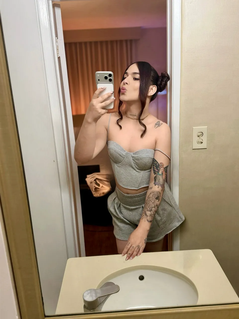 Escorts Santa Monica, California Sabrinacastillo