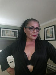 Escorts Monterey, California 