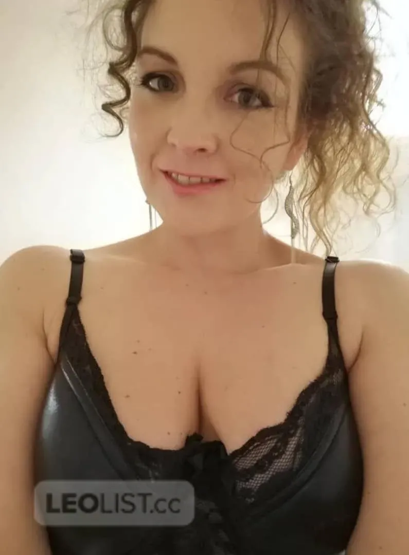 Escorts St. John's, Newfoundland and Labrador Sandra