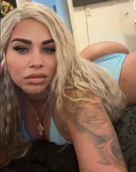 Escorts Miami, Florida Helen