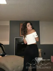 Escorts Denver, Colorado Rainny