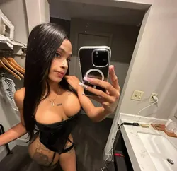 Escorts Sault Ste. Marie, Ontario I am here to serve you with all the dignity deserve.