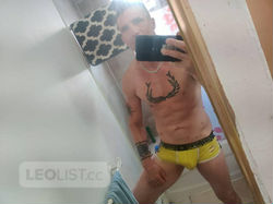 Escorts Hamilton, Ohio very fit , masculine,open minded guy . menand women Welcome