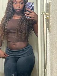 Escorts Palm Springs, California The origonal chocolate baddie 😛 Avaliable now - 20