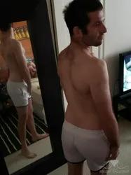 Escorts New York City, New York Greek vers hung boy