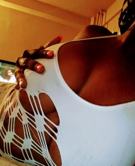 Escorts Brooklyn, New York Bella