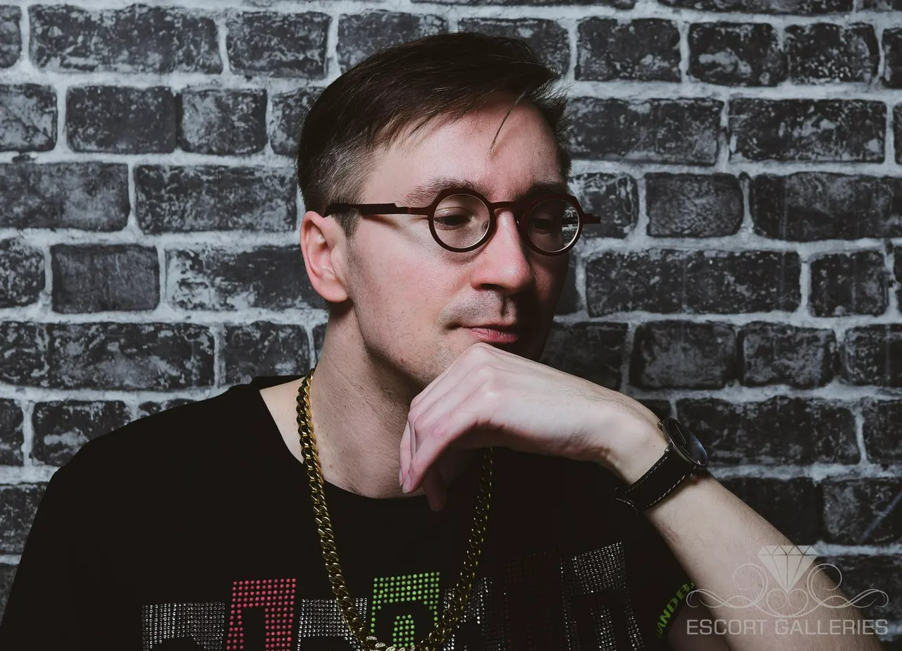 Escorts Dresden, Germany Roberto