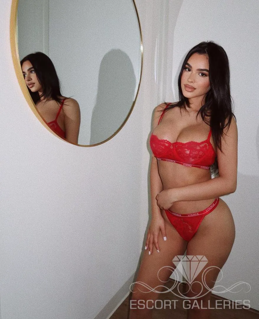 Escorts Luxor, Egypt null