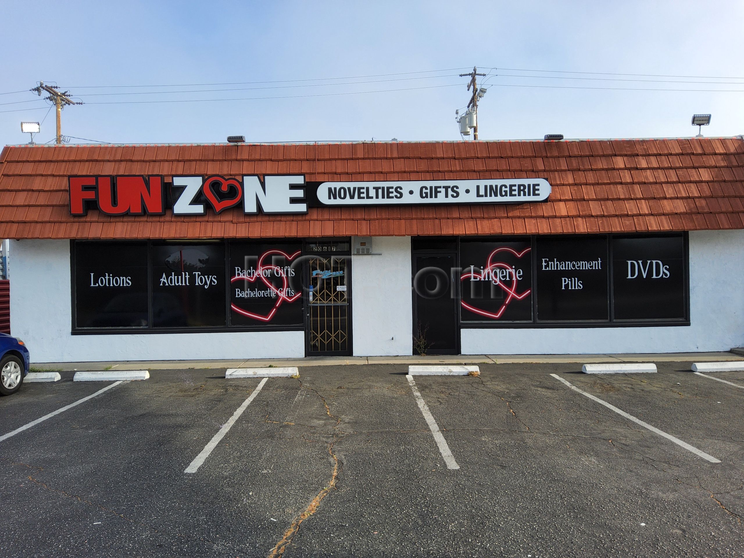 Santa Clarita, California Fun Zone Gifts & Video