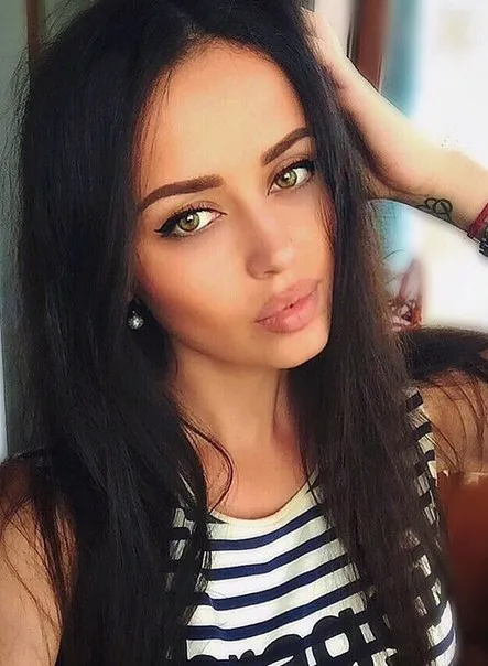 Escorts Moscow, Russia Super Sensual Babe Escort Alina
