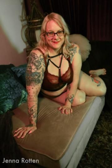 Escorts Sacramento, California Goddess Jenna