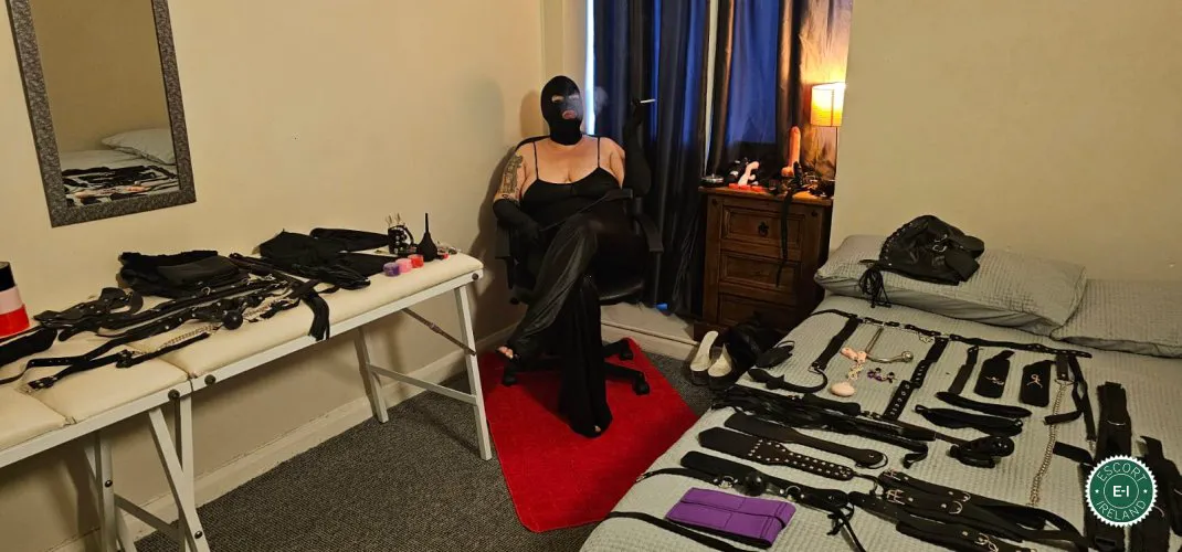 Escorts Tralee, Ireland Mistress Luciana