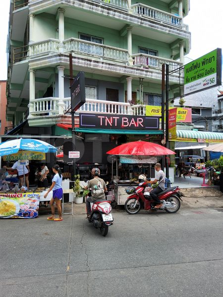 Beer Bar / Go-Go Bar Pattaya, Thailand Tnt Bar