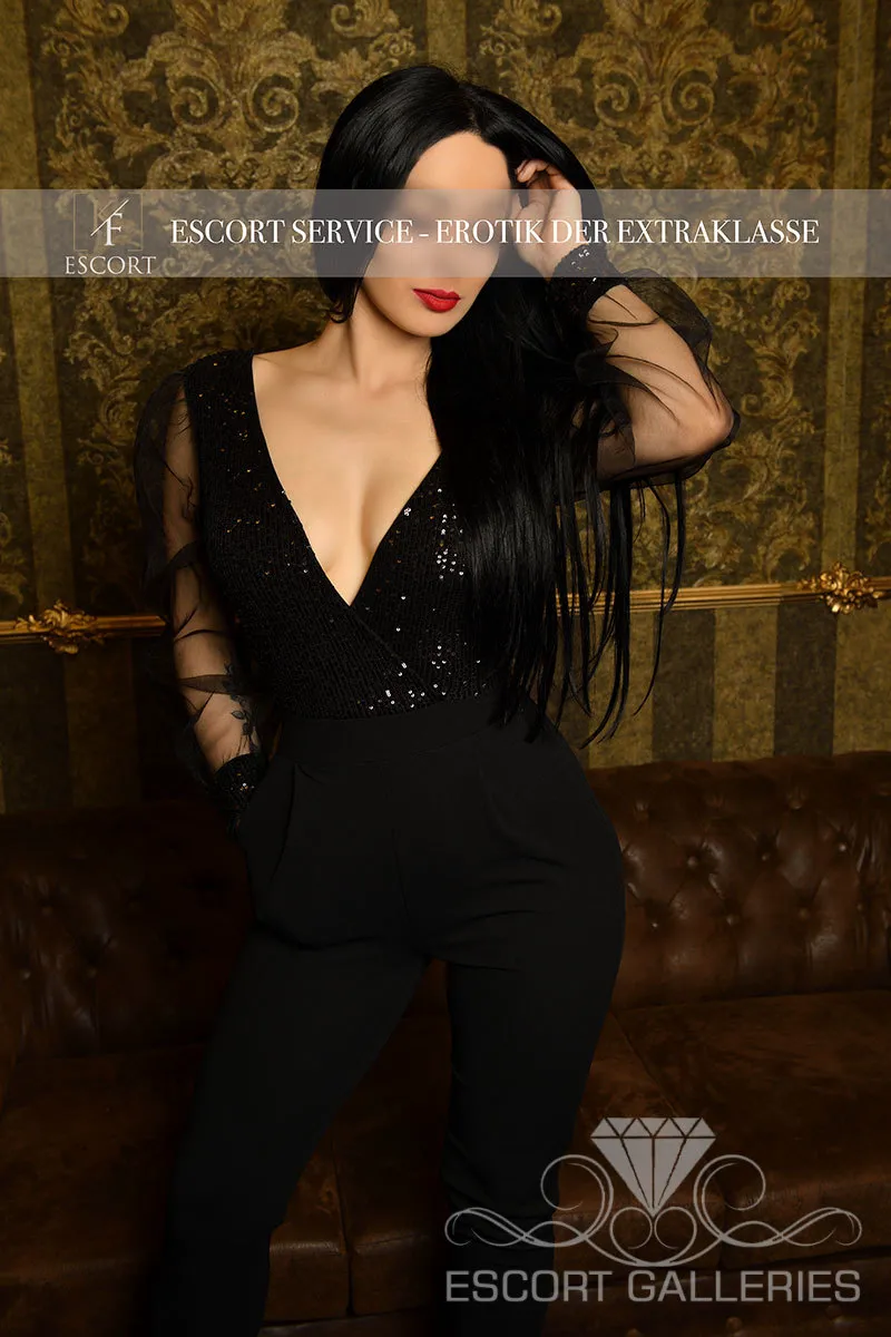 Escorts Ulm, Germany null