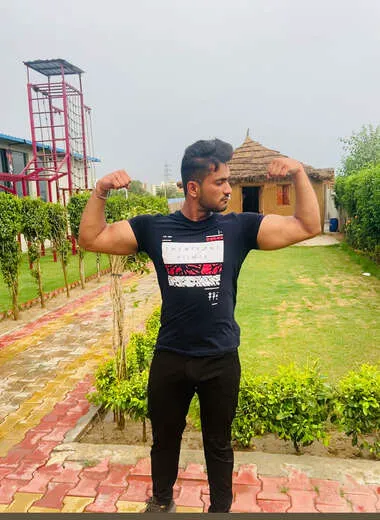 Escorts India i m shivam n i m from delhi