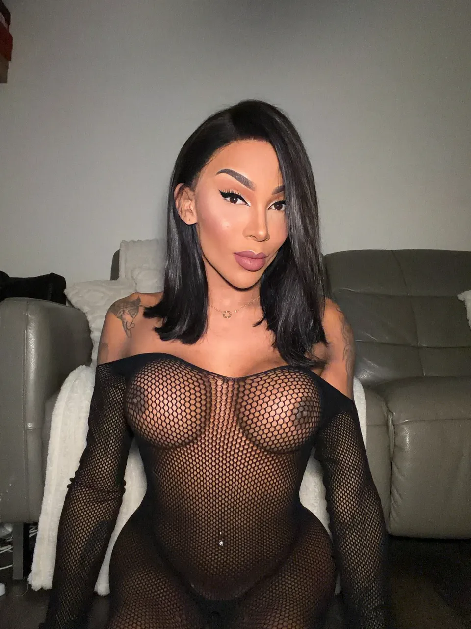 Escorts Hollywood, California Estherbrazilian