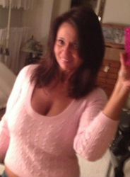 Escorts Virginia Beach, Virginia Easygoing female, Tall with big breasts!