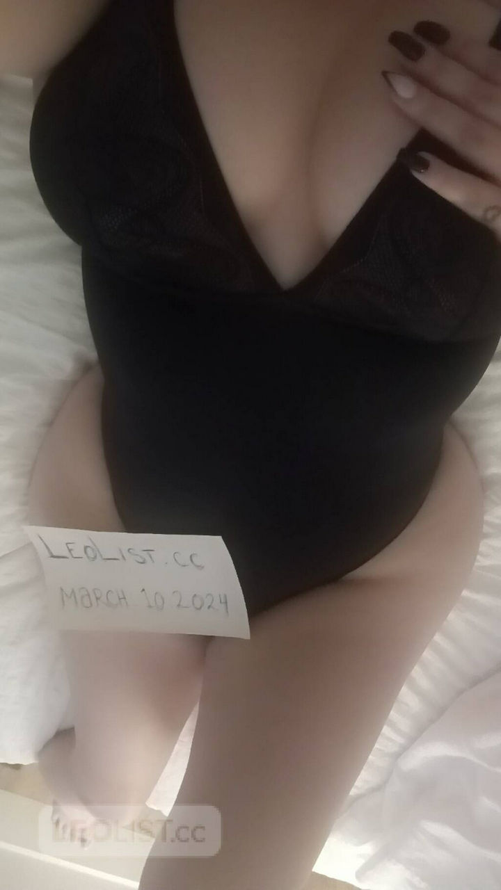 Escorts Lloydminster, Saskatchewan 𝒴𝑜𝓊𝓃𝑔 ⓣⓘⓖⓗⓣ blonde𝔻𝕠𝕝l. OUTCALLS ONLY