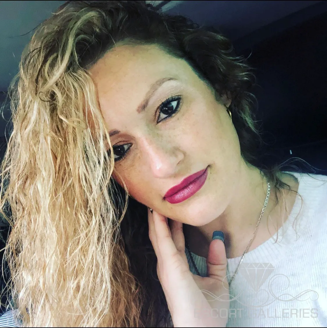 Escorts Denver, Colorado Cesi