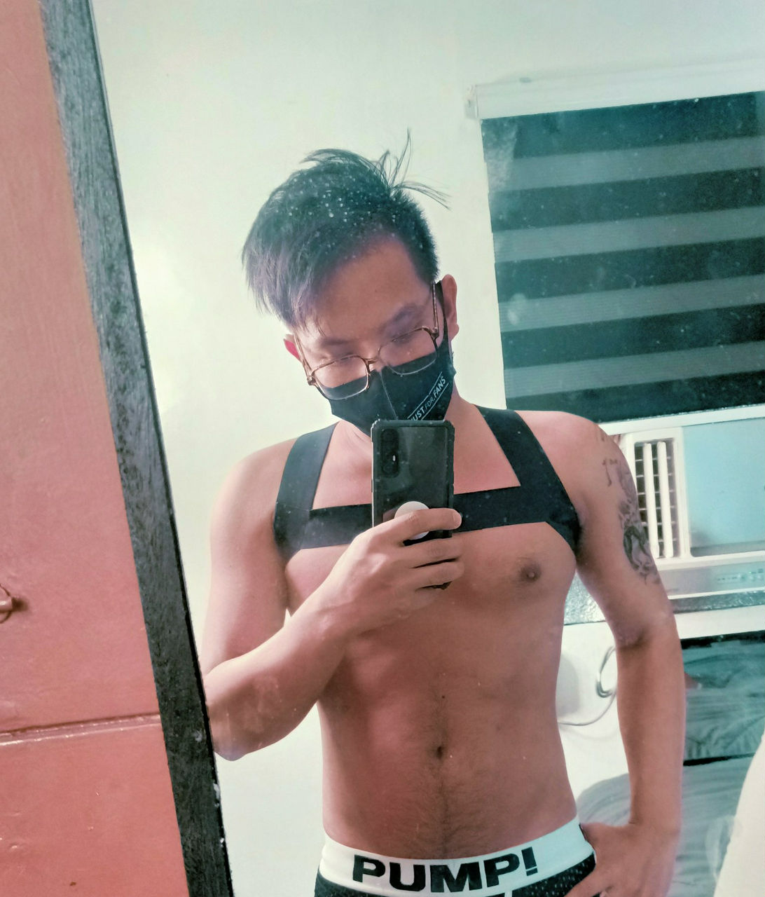 Escorts Makati City, Philippines Gifted Masseur