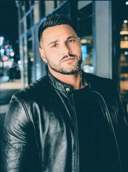 Escorts Montreal, Quebec XAddictMaker
