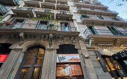 Barcelona, Spain Haima Masaje & SPA