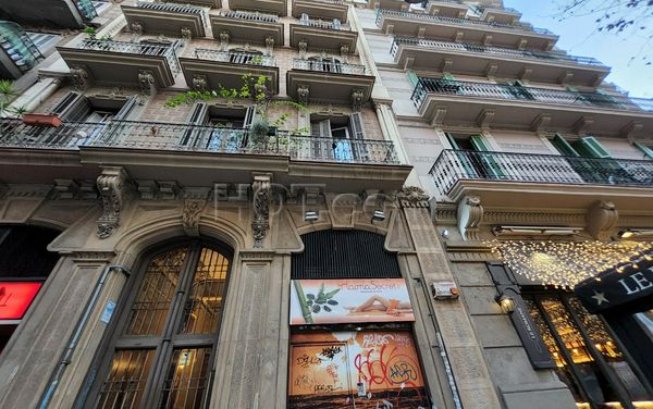 Bordello / Brothel Bar / Brothels - Prive Barcelona, Spain Haima Masaje & SPA