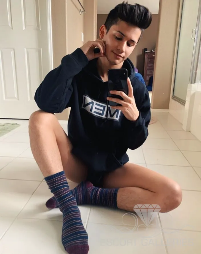 Escorts Washington, District of Columbia Thomas