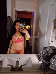 Escorts Denver, Colorado SEXY LATINA DOWNTOWN INCALLS