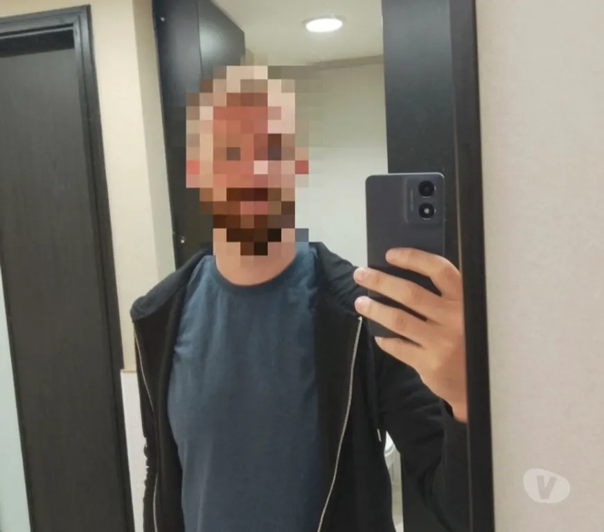 Escorts Sparkbrook, England Bottom white guy looking for Asian and black top men