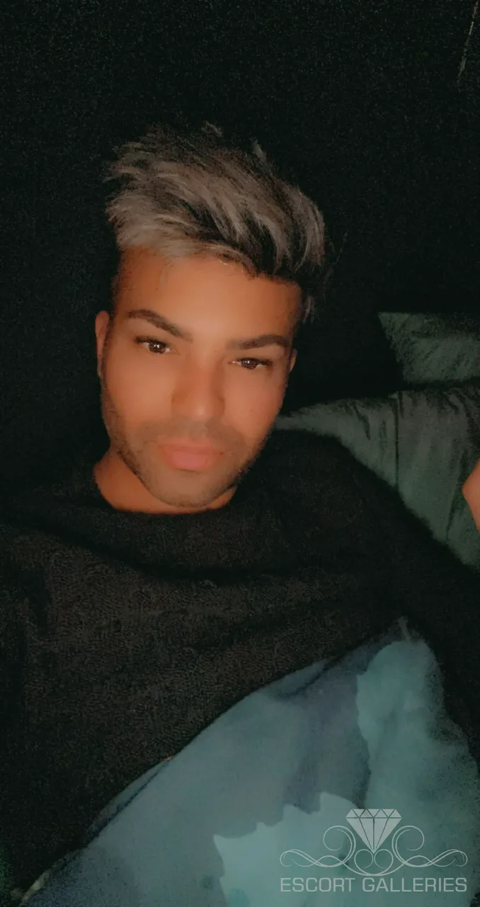 Escorts Hamburg, Germany Sue31