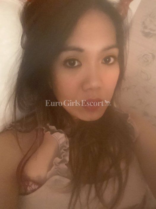 Escorts Oslo, Norway Yurie