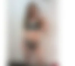 Escorts Glasgow, Scotland Beautiful Brazilian TS with Gorgeous Curves