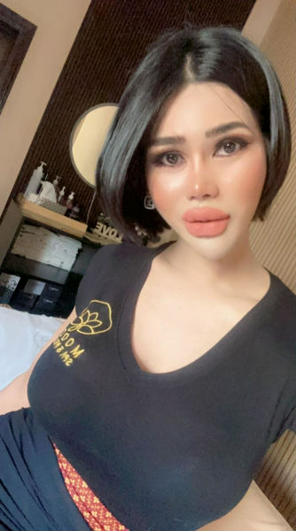 Escorts Al Ain City, United Arab Emirates Eisa Ladyboy