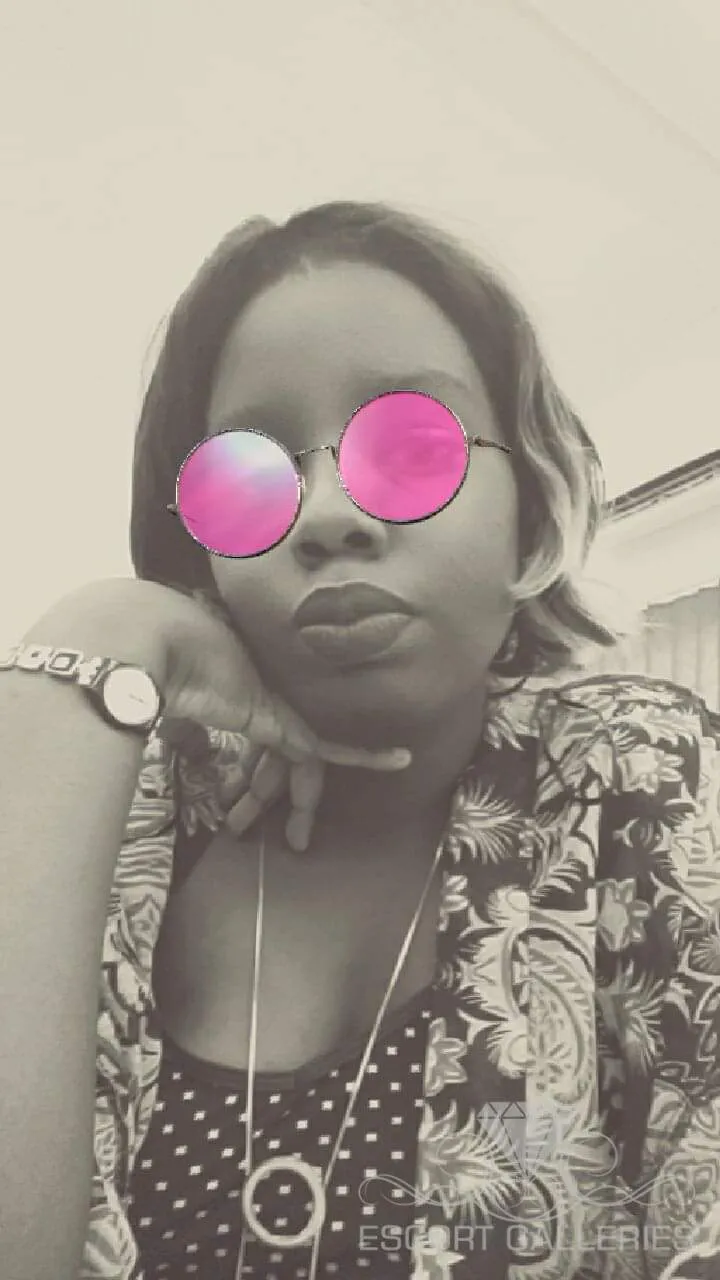 Escorts La Rochelle, France Machou