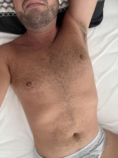 Escorts Lisbon, Portugal Want to feel cared with cuddles?