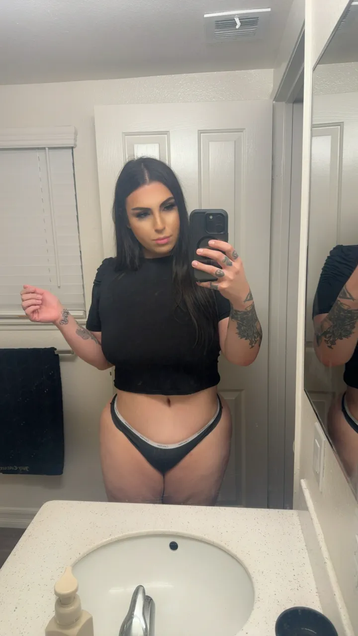 Escorts San Diego, California VictoriaLily