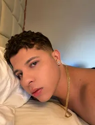 Escorts Chicago, Illinois FranchescoFerrer