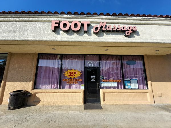 Massage Parlors Garden Grove, California Delight Beauty Spa Foot Massage