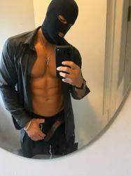 Escorts Des Plaines, Illinois Dadmuscles