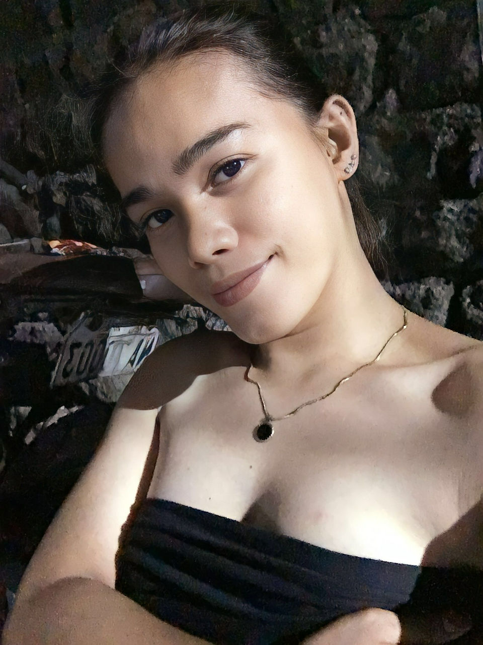 Escorts Manila, Philippines Alondra (Meet / Camshow)