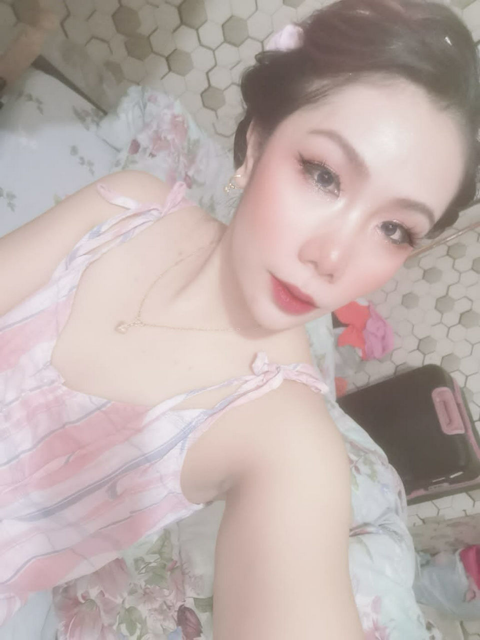 Escorts Doha, Qatar Aisha (thai Massage Man and Woman )