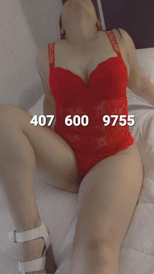 Escorts Orlando, Florida latina con lindo cuerpo, natural, trato de novia y besos, no bbj, anal, fotos reales