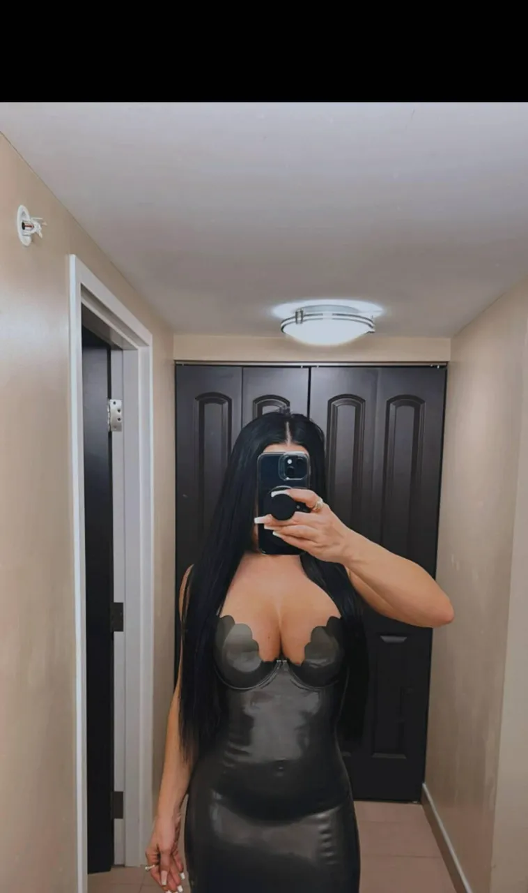 Escorts Lethbridge, Alberta French Bombshell Keissy