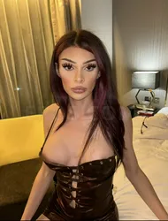 Escorts Glasgow, Scotland TS Teesha Santana