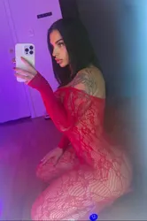 Escorts Prince Albert, Saskatchewan Bella