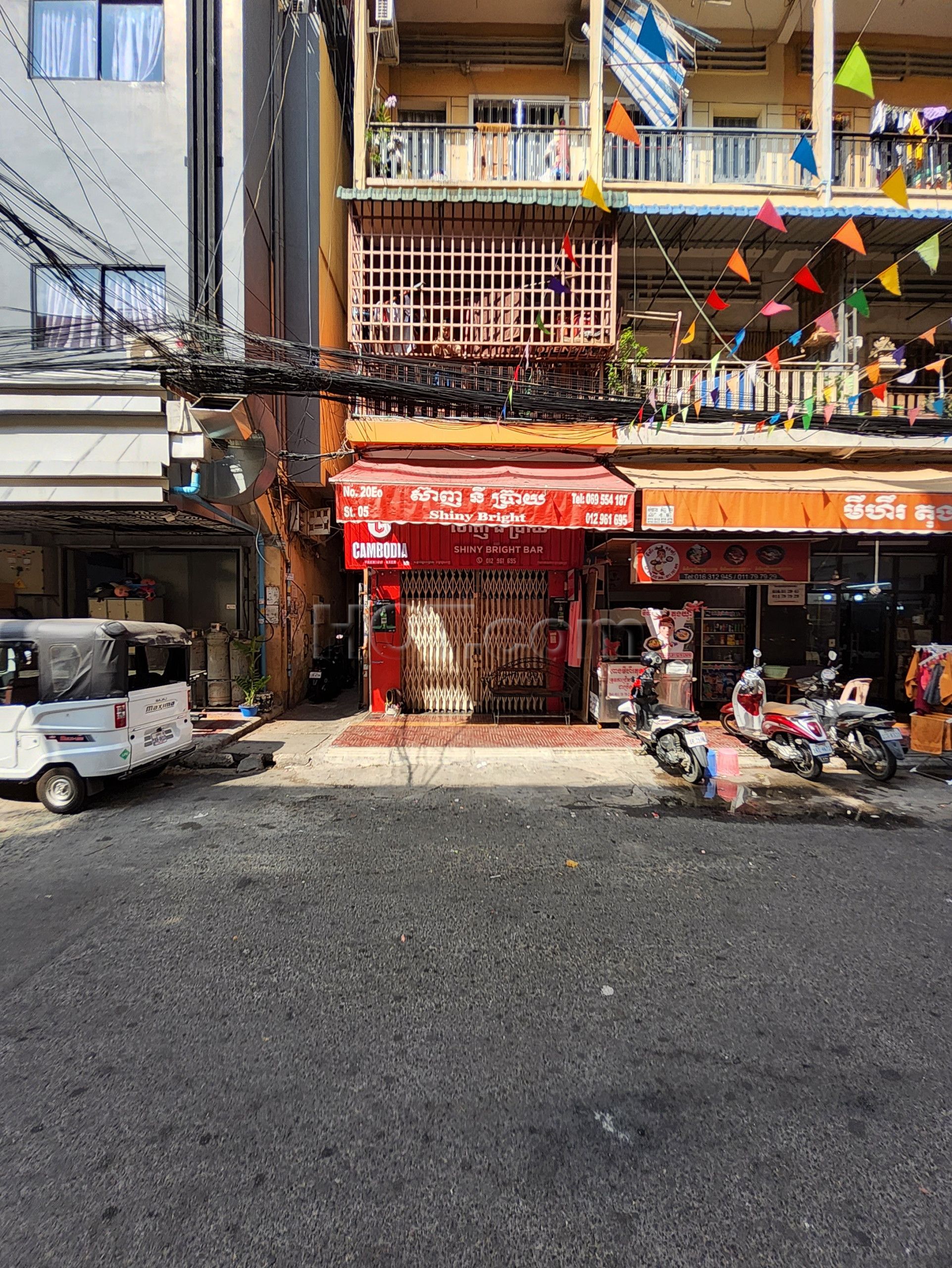 Phnom Penh, Cambodia Shiny Bright