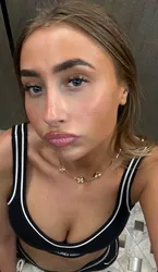 Escorts Hamilton, Ontario Emily