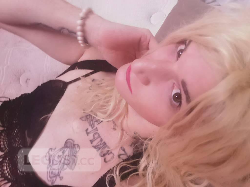 Escorts Windsor, Connecticut WINDSOR!!! Hot Sexy Dizzy available Sept 22 call now