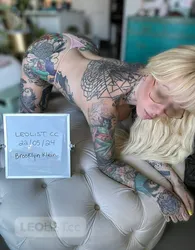 Escorts Vancouver, British Columbia Personal pornstar girlfriend! Busty inked blonde bombshell